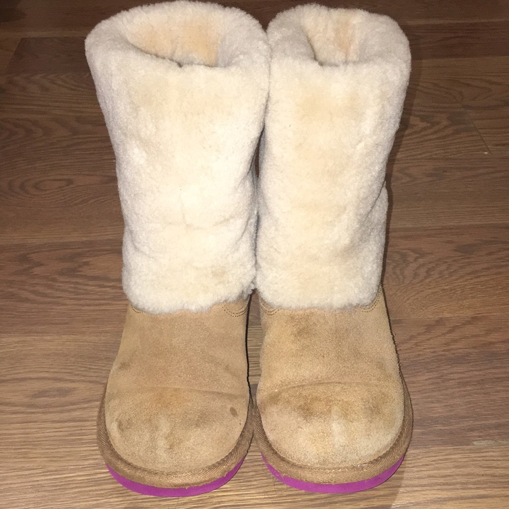 Authentic Uggs boots high top fur girls size 2